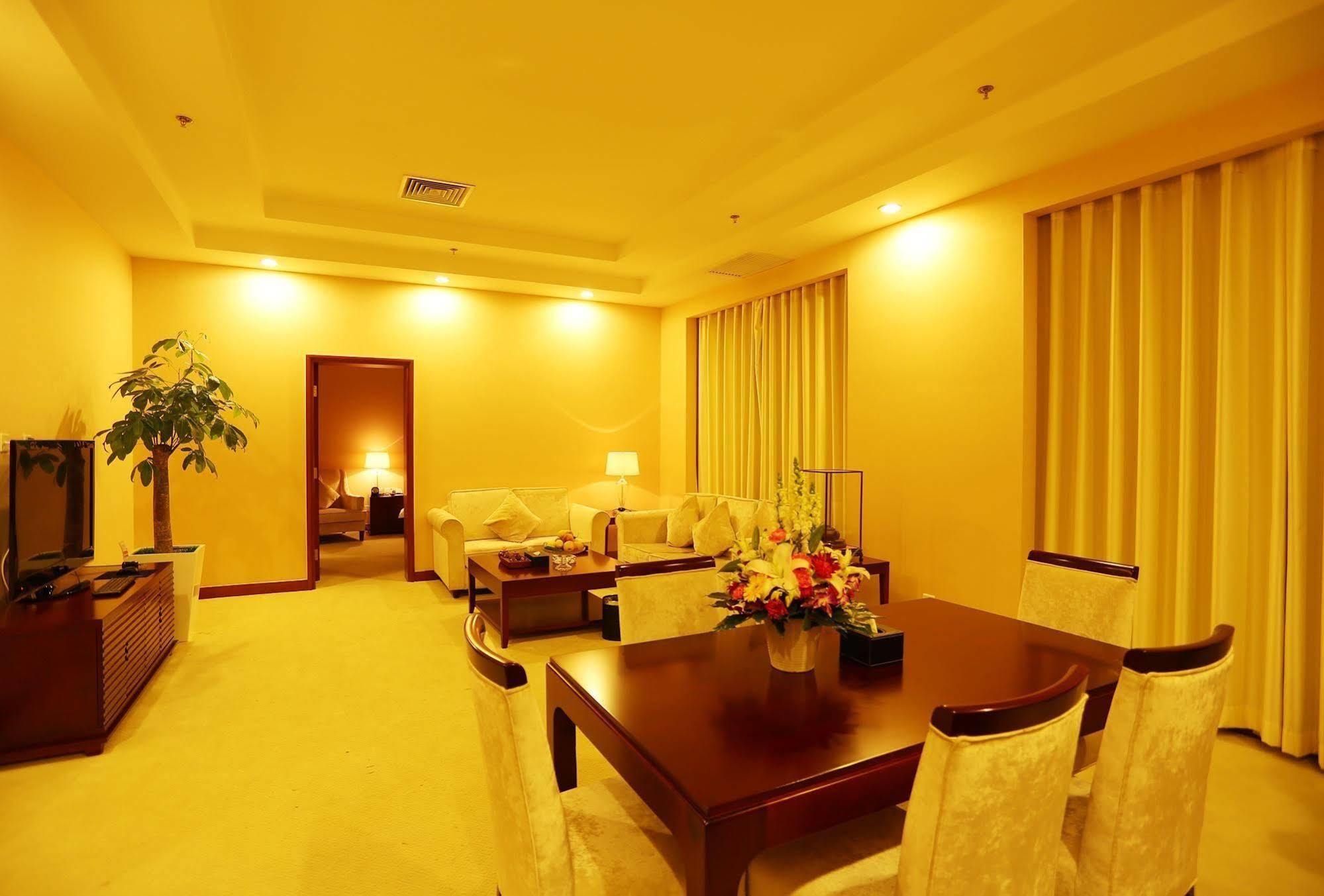 Dongchen China Great Hall Hotel מראה חיצוני תמונה